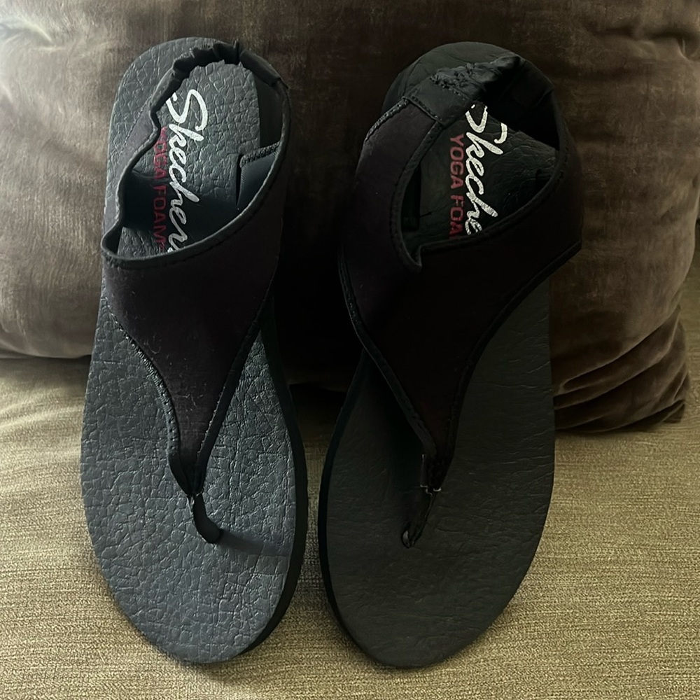Women's Skechers Yoga foam sandals